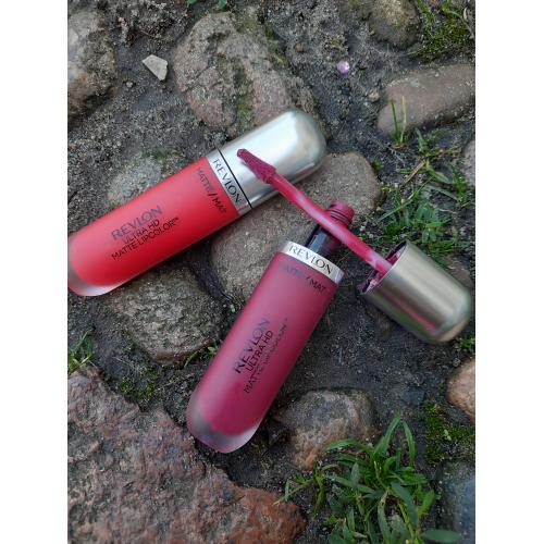 Revlon Ultra HD Matte Lipcolor Metallic (Matowy błyszczyk do ust) - opinie | zdjęcie do recenzji od Smerfeta83 - 2