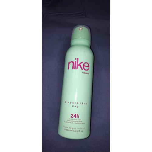 Nike Women, A Sparkling Day, Eau de Toilette Deodorant (Perfumowany dezodorant w sprayu) - opinie | zdjęcie do recenzji od joaska1992
