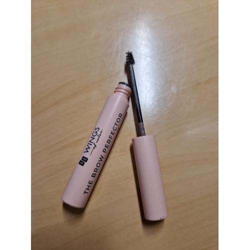AA Wings of Color Star Secrets, The Fixed Brow Gel (Żel do brwi ultratrwały) - opinie | zdjęcie do recenzji od Lukrecja63