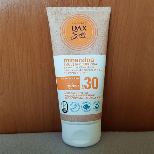 Dax Sun Mineralna emulsja ochronna do twarzy i ciała SPF 30 - opinie | zdjęcie do recenzji od Agnzka