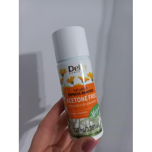 Delia Nail Express Remover Acetone Free (Bezacetonowy zmywacz do paznokci naturalnych i sztucznych) - opinie | zdjęcie do recenzji od giulia92