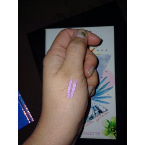 Profusion Bright Light Pastel liner (Kolorowy eyeliner) - opinie | zdjęcie do recenzji od KIN0183 - 1