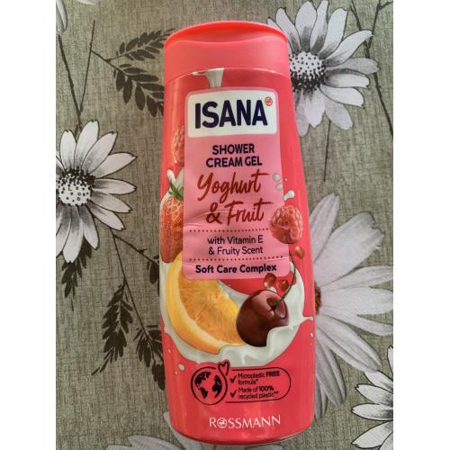 Isana Yoghurt & Fruit Shower Gel (Kremowy żel pod prysznic (stara wersja)) - opinie | zdjęcie do recenzji od IwonaTeresaMaria