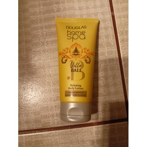 Douglas Collection Home Spa, Villa Bali Body Lotion (Emulsja do ciała) - opinie | zdjęcie do recenzji od martens84