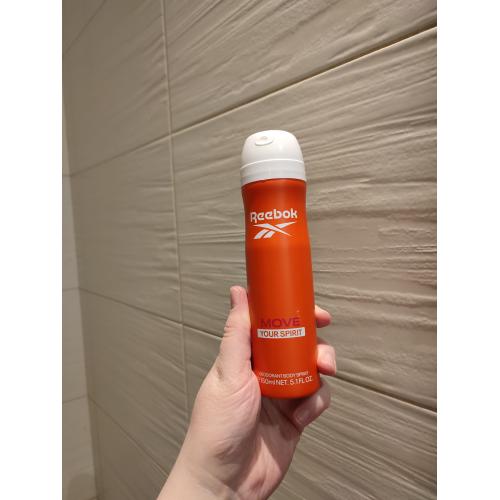 Reebok Move Your Spirit, Deodorant Body Spray (Perfumowany dezodorant dla kobiet) - opinie | zdjęcie do recenzji od xLullabyx