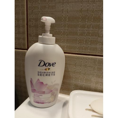 Dove Nourishing Secrets, Glowing Ritual, Handwash with Lotus Flower & Rice Water (Mydło do rąk w płynie) - opinie | zdjęcie do recenzji od martens84