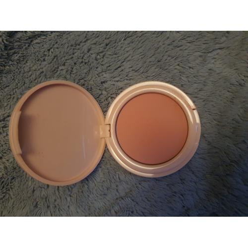 Vollare Cosmetics by Sylwia Przybysz, Róż do policzków - opinie | zdjęcie do recenzji od Tarant - 1