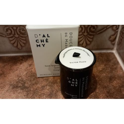 D'Alchemy 5. 18 Douceur De Madagascar Skincare Massage Candle (Świeca do masażu i pielęgnacji skóry `Słodycz Madagaskaru`) - opinie | zdjęcie do recenzji od kasia489 - 1
