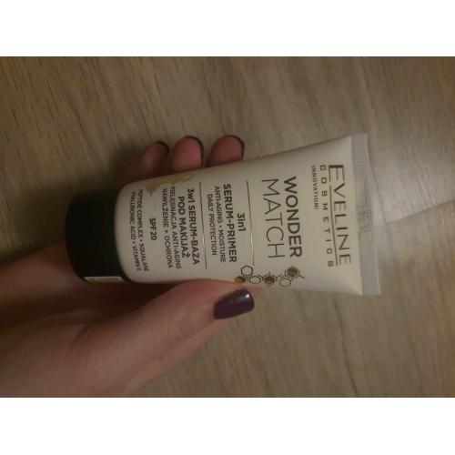 Eveline Cosmetics Wonder Match, 3in1 Serum-Primer (3w1 Serum-baza pod makijaż SPF 20) - opinie | zdjęcie do recenzji od Tarant