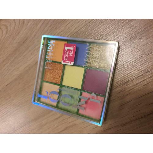 Eveline Cosmetics Look Up, Neon Lime Eyeshadow Palette (Paletka cieni do powiek) - opinie | zdjęcie do recenzji od Tarant - 2