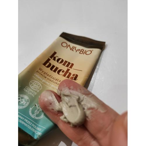 OnlyBio Kombucha, Wygładzająca maska przeciw niedoskonałościom `Zielona glinka + olejek cytrynowy` - opinie | zdjęcie do recenzji od Staria