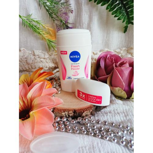 Nivea Fresh Flower Anti-perspirant (Antyperspirant w sztyfcie) - opinie | zdjęcie do recenzji od Anuusiaczeek