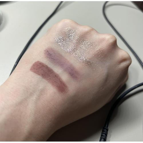 Huda Beauty Pretty Grunge Eyeshadow Palette (Paleta cieni do powiek) - opinie | zdjęcie do recenzji od whitenoise00 - 1