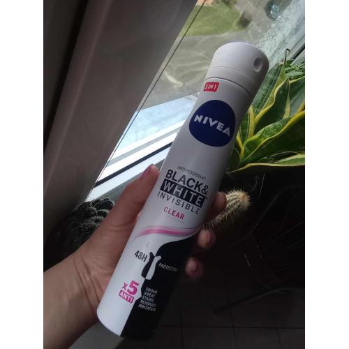Nivea Invisible Clear, Black & White, Antyperspirant 48h w sprayu (nowa wersja) - opinie | zdjęcie do recenzji od Moniula93 - 3