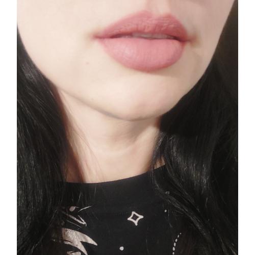 Oriflame Giordani Gold, Iconic Matte Lipstick SPF 15 (matowa pomadka do ust) - opinie | zdjęcie do recenzji od Nathaliee85 - 1