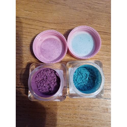 Lovely Is a Butterly, Rainbow Glow Loose Eyeshadow (Sypki cień do powiek) - opinie | zdjęcie do recenzji od KIN0183 - 3