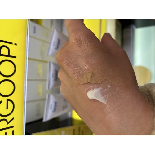 Supergoop Matte Screen 100% Mineral Matte Sunscreen Primer SPF30 (Filtr przeciwsłoneczny SPF 30 PA+++) - opinie | zdjęcie do recenzji od Hell_Katrin - 4