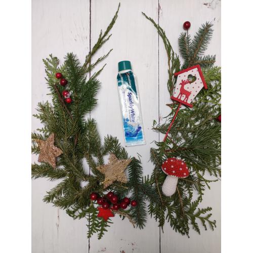 Himalaya Herbals Gum Expert, Sparkly White Herbal Toothpaste (Wybielająca pasta do zębów `Lśniąca biel`) - opinie | zdjęcie do recenzji od DianaArtsewing - 1