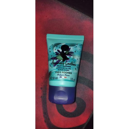 Yves Rocher Milky Almonds, Scrub in Gel (Peeling do ciała w żelu `Mleczne Migdały`) - opinie | zdjęcie do recenzji od joaska1992