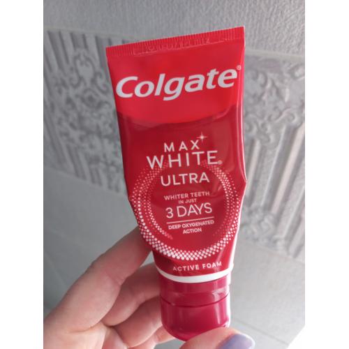 Colgate Max White Ultra Multiprotect Toothpaste (Wybielająca pasta do zębów) - opinie | zdjęcie do recenzji od giulia92