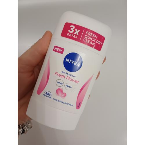 Nivea Fresh Flower Anti-perspirant (Antyperspirant w sztyfcie) - opinie | zdjęcie do recenzji od dunianasia