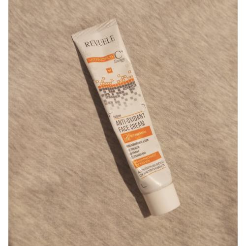 Revuele Vitanorm C + Energy, Anti-oxidant Face Cream (Krem antyoksydacyjny do twarzy na noc) - opinie | zdjęcie do recenzji od kosmetolove