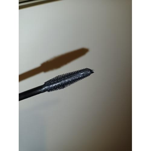 Christian Laurent Pour la Beaute Celebrity Lash Mascara (Pogrubiająco-wydłużająco-liftingujący tusz do rzęs) - opinie | zdjęcie do recenzji od Lothris - 2