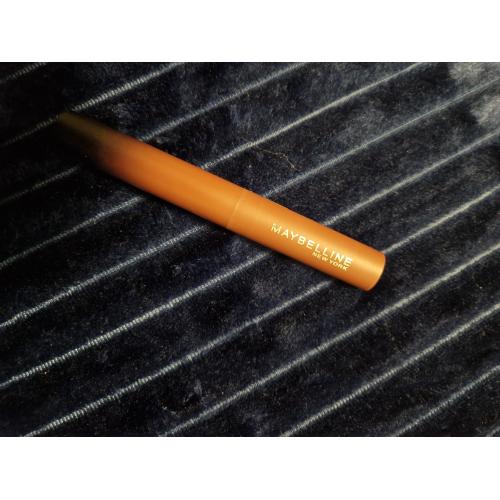 Maybelline New York Color Sensational Ultimate Lipstick (Pomadka w kredce) - opinie | zdjęcie do recenzji od Gabsonik123