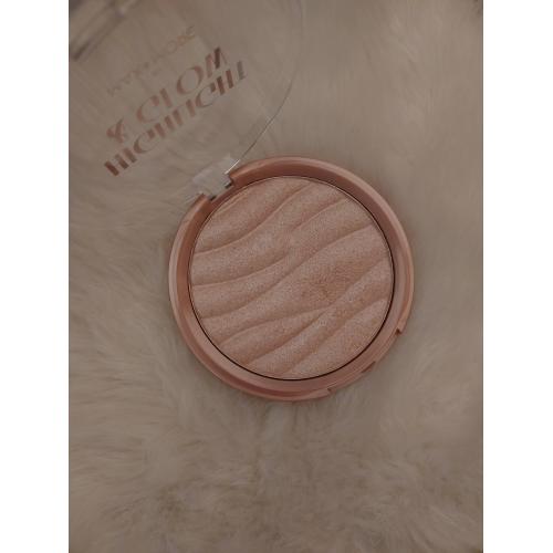 Max & More Highlight & Glow (Rozświetlacz) - opinie | zdjęcie do recenzji od M_art_a_Anna
