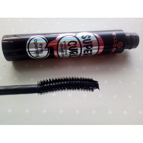 Essence Super Curl Volume Mascara Eye-opening (Tusz podkręcający rzęsy i zwiększający objętość) - opinie | zdjęcie do recenzji od Mapetx33 - 3
