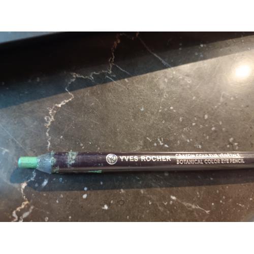Yves Rocher Couleurs Nature, Crayon Couleur Vegetale [Botanical Color Eye Pencil] (Kredka do oczu 'Magnetyczne spojrzenie') - opinie | zdjęcie do recenzji od Lothris - 2