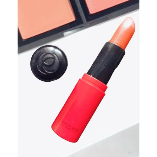 Oriflame OnColour, Lipstick (Pomadka do ust) - opinie | zdjęcie do recenzji od Ewafefka - 1