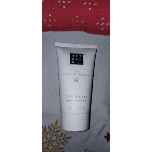 Rituals The Ritual of Sakura, Nourishing Conditioner (Odżywka do włosów) - opinie | zdjęcie do recenzji od joaska1992