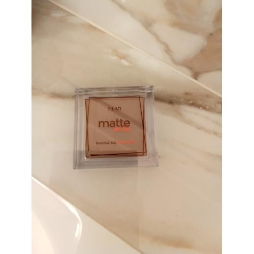 Hean Matte All Day, Compact Powder Bronzing (Matujący bronzer) - opinie | zdjęcie do recenzji od DagiStr - 1