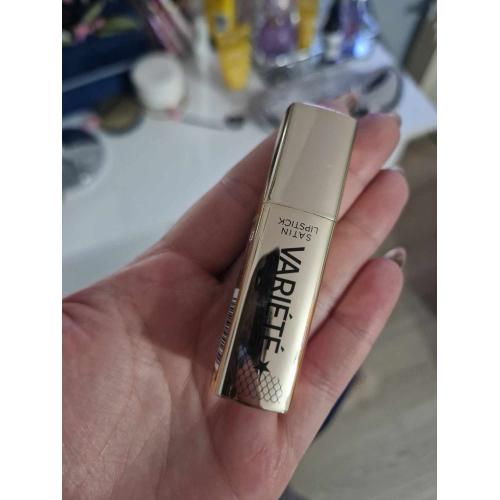 Eveline Cosmetics Variete, Satin Lipstick (Satynowa pomadka w sztyfcie) - opinie | zdjęcie do recenzji od Gabsonik123