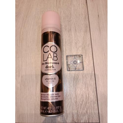Colab Dry Shampoo + Dark Corrector (Suchy szampon do włosów ciemnych) - opinie | zdjęcie do recenzji od LandOfBliss