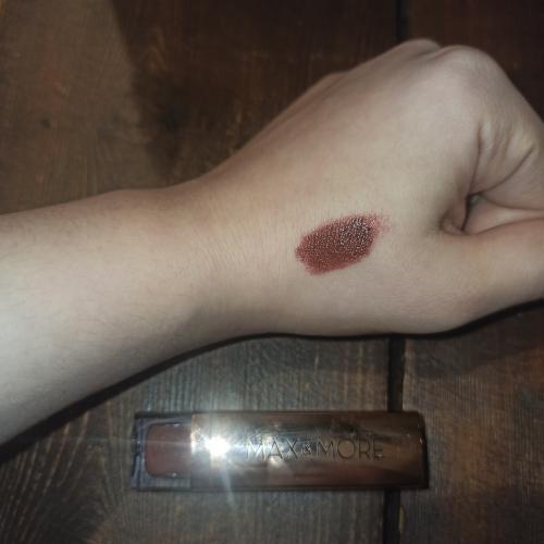 Max & More Satin Lipstick (Satynowa pomadka) - opinie | zdjęcie do recenzji od Sun33iva