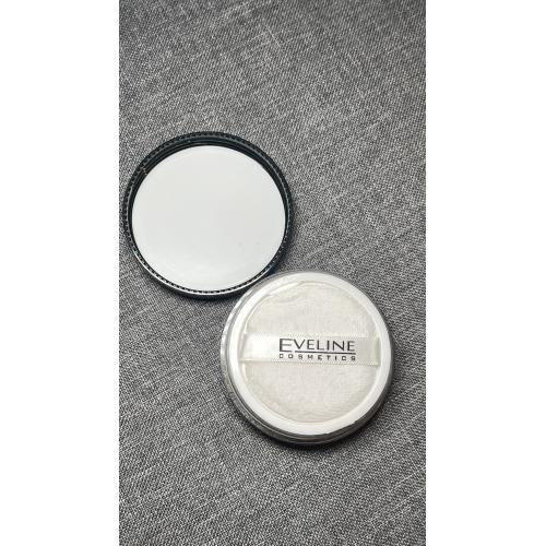 Eveline Cosmetics Variete, Hydra Loose Powder (Puder sypki z efektem chłodzącym) - opinie | zdjęcie do recenzji od Natimuart - 5