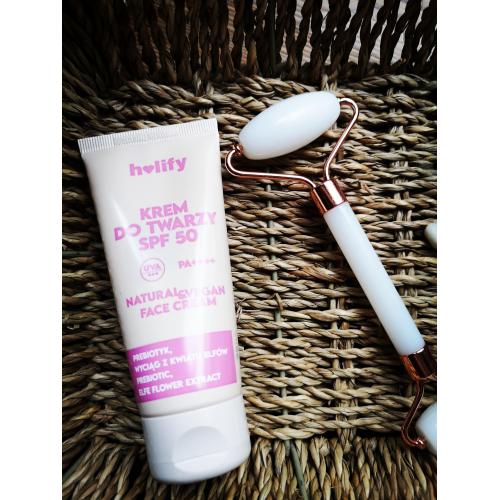 Holify Krem do twarzy prebiotyczny SPF 50 PA ++++ - opinie | zdjęcie do recenzji od MonikaCz89