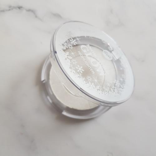 Bell Snowy Wonderland, Snow Storm Glow Highlighter (Intensywnie błyszczący rozświetlacz do twarzy i ciała) - opinie | zdjęcie do recenzji od f6b553abd7484a09c15925e6937dcdfb8224db47_65eba68250e23 - 1