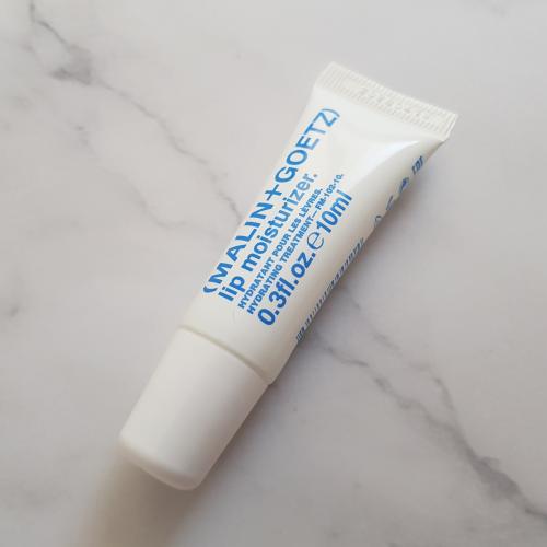 Malin + Goetz Lip moisturizer (Nawilżający balsam do ust) - opinie | zdjęcie do recenzji od f6b553abd7484a09c15925e6937dcdfb8224db47_65eba68250e23