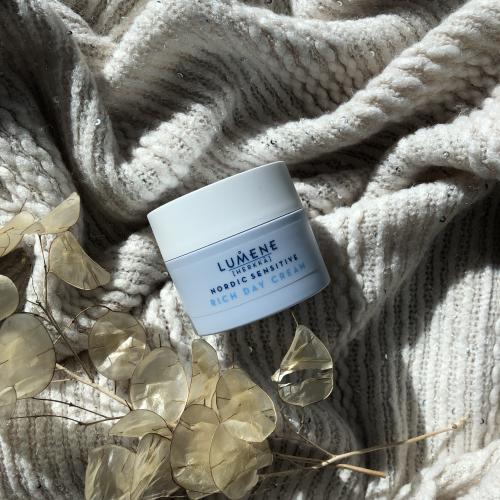 Lumene Nordic Sensitive, Rich Day Cream (Bogaty krem na dzień) - opinie | zdjęcie do recenzji od Crystal1994 - 2