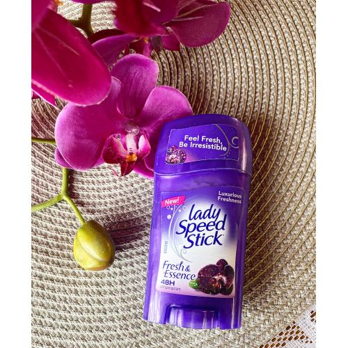 Lady Speed Stick Fresh & Essence Luxorious Freshness, Antyperspirant w sztyfcie - opinie | zdjęcie do recenzji od Gogo145