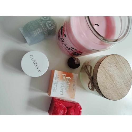 Claresa Feel the Pow(d)er! Light Reflecting Under Eye Powder (Puder pod oczy) - opinie | zdjęcie do recenzji od blondeinbeauty