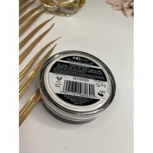 Eveline Cosmetics Full HD, Transculent Loose Powder Fixing & Mattifying with Silk (Puder utrwalający) - opinie | zdjęcie do recenzji od Paula_beautydiary - 2