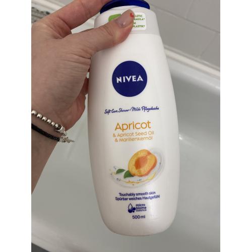 Nivea Soft Care Shower Apricot & Apricot Seed Oil (Pielęgnujący żel pod prysznic `Morela i olej z nasion moreli`) - opinie | zdjęcie do recenzji od Paula_beautydiary