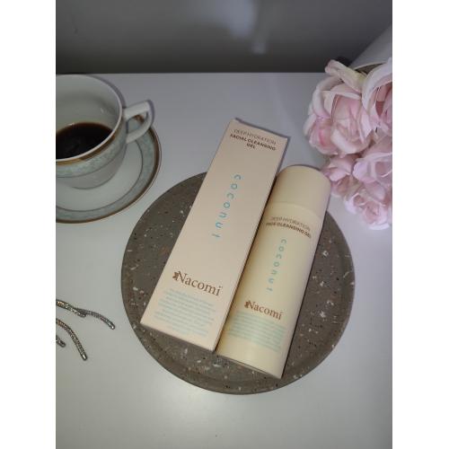 Nacomi Deep Hydration Coconut, Face Cleansing Gel (Żel do mycia twarzy z wodą kokosową) - opinie | zdjęcie do recenzji od Agafii