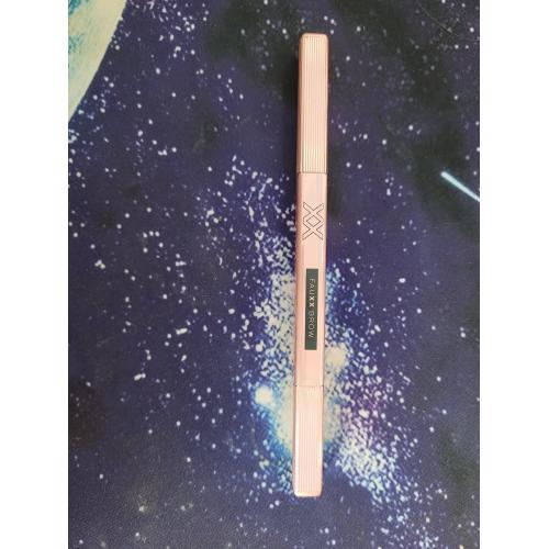XX Revolution Fauxx Brow Definer (Kredka do brwi) - opinie | zdjęcie do recenzji od PaulinaBednarz