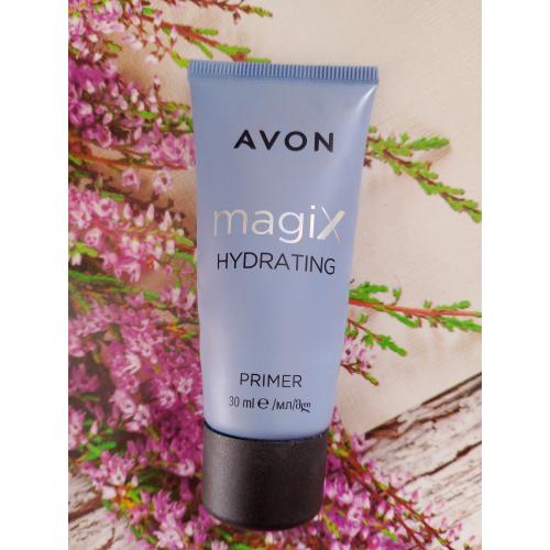Avon Magix, Hydrating Primer (Nawilżająca baza pod makijaż) - opinie | zdjęcie do recenzji od BellaMakeup