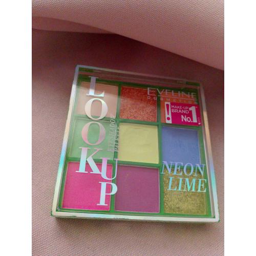 Eveline Cosmetics Look Up, Neon Lime Eyeshadow Palette (Paletka cieni do powiek) - opinie | zdjęcie do recenzji od BellaMakeup - 1